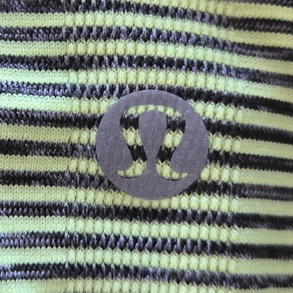 Lululemon Swiftly Tech LS 2.0 *Race Length- 12 Wee Are From Space Faded Zap - Picture 6 of 8